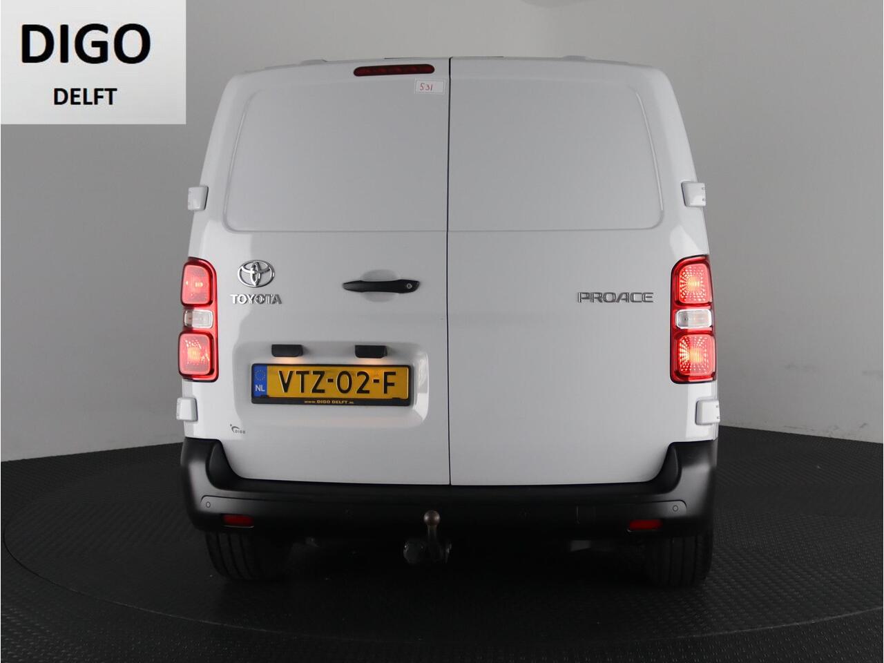 Toyota PROACE Worker 1.5 D-4D LIVE EX BTW CARPLAY NAVI Toyota PROACE Worker 1.5 D-4D LIVE EX BTW CARPLAY NAVI