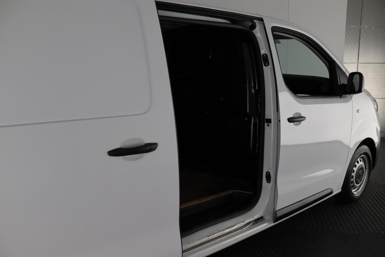 Toyota PROACE Worker 1.5 D-4D LIVE EX BTW CARPLAY NAVI Toyota PROACE Worker 1.5 D-4D LIVE EX BTW CARPLAY NAVI