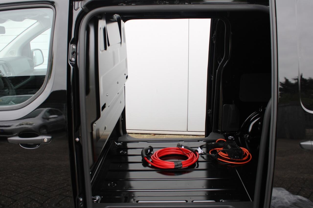 Toyota PROACE Electric Worker Ext Range Live Long