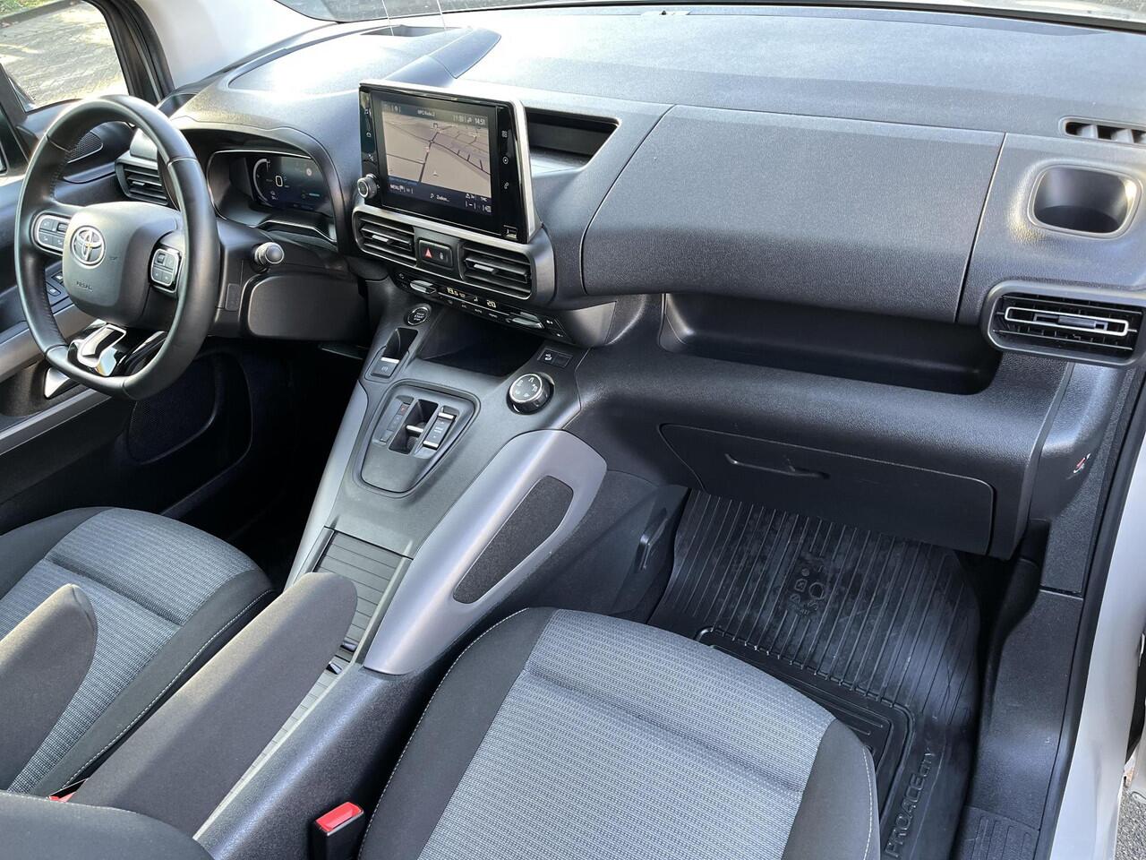 Toyota PROACE CITY Verso Electric 50KWH Lang 7P | Navigatie | Parkeersensoren | Stoelverwarming | Keyless entry |