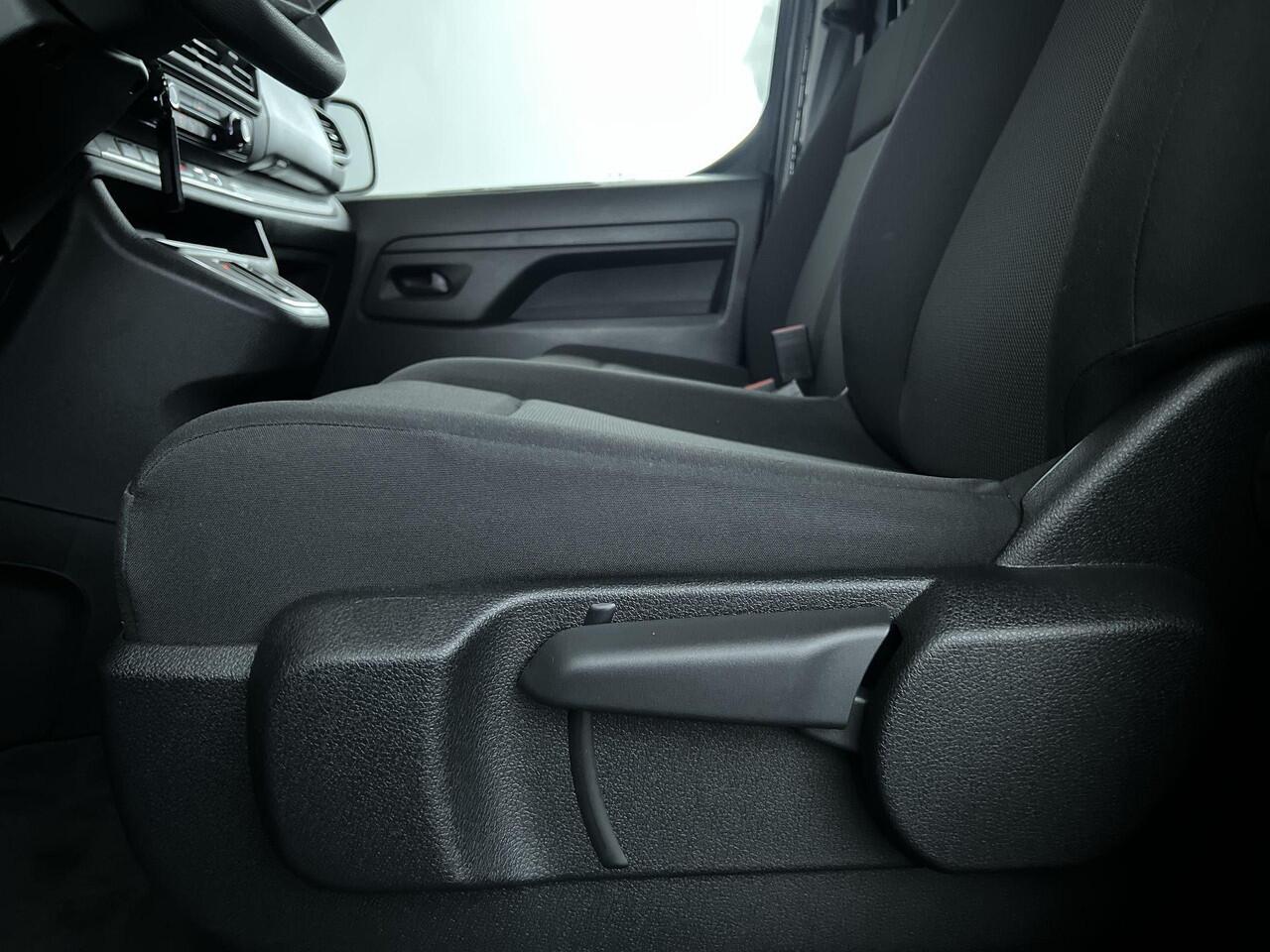 Toyota PROACE Electric Worker Challenger Extra Range L1 75 kWh | Rijklaar | Parkeersensoren | Cruise control