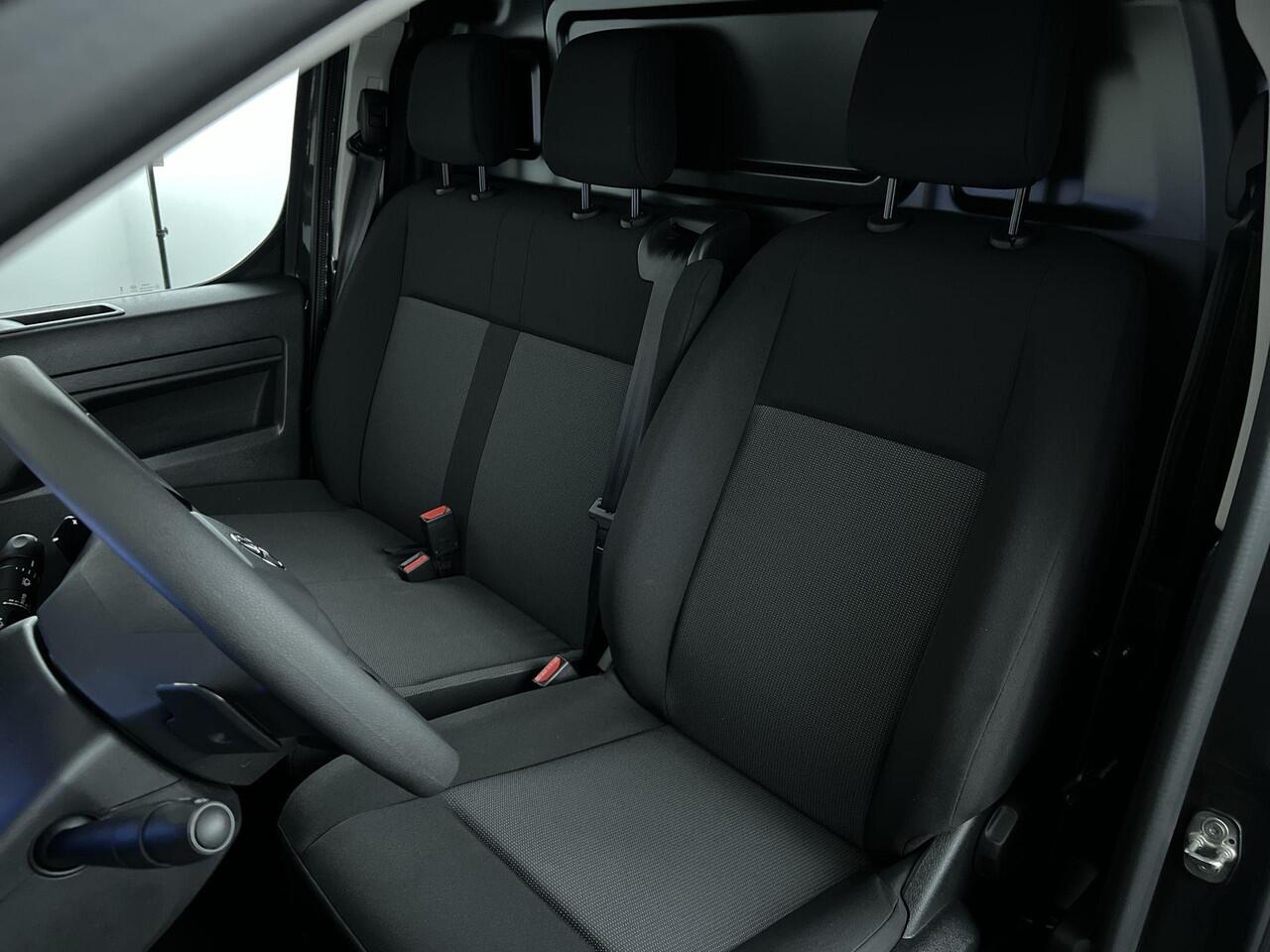 Toyota PROACE Electric Worker Challenger Extra Range L1 75 kWh | Rijklaar | Parkeersensoren | Cruise control