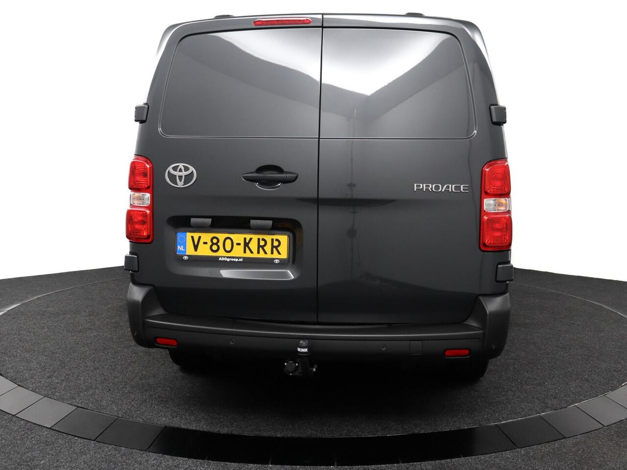 Toyota PROACE Long Worker 2.0 D-4D L2 Challenger BPM VRIJ | Trekhaak | Vloer | Zijwandafwerking | Parkeersensoren achter | Passagiersbank | 10 jaar Garantie |