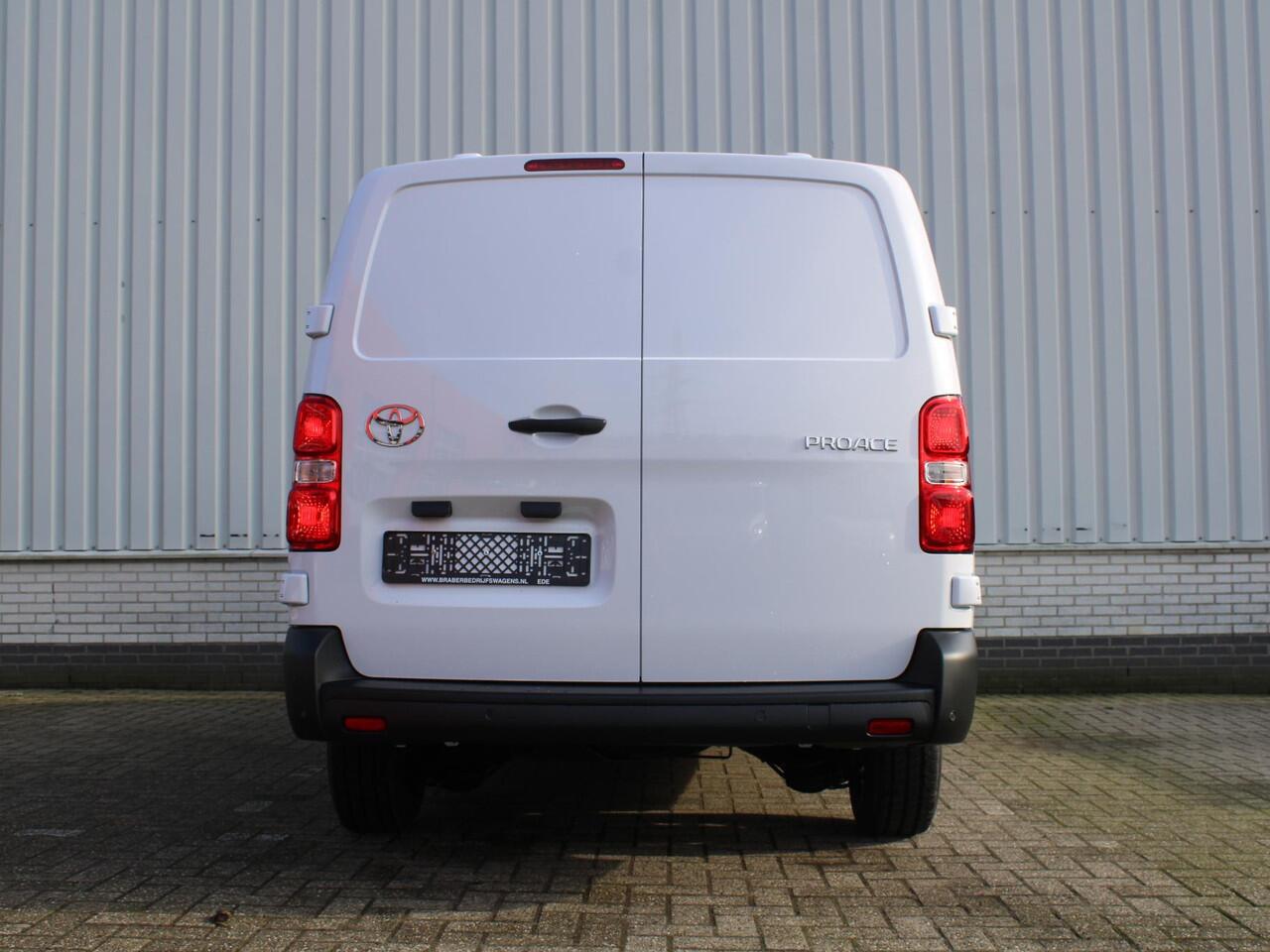 Toyota PROACE Long Worker 2.0 D-4D Challenger | Carplay | PDC | Airco | Cruise | Schuifdeur rechts |