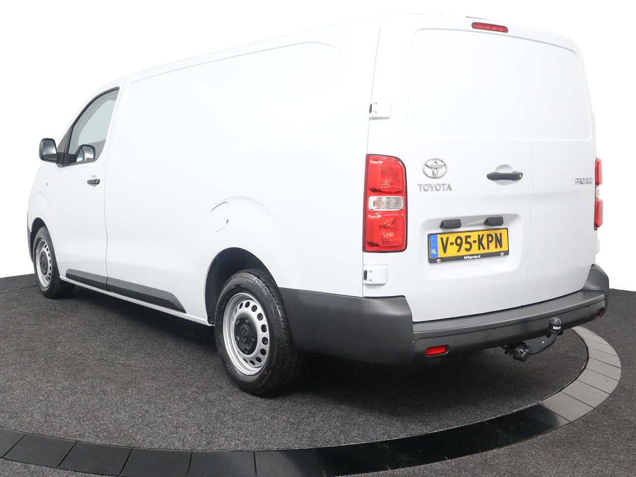 Toyota PROACE Long Worker 2.0 D-4D 145pk Live Automaat | Vloer | Zijwandafwerking | Trekhaak | BPM Vrij | Parkeersensoren | Carplay Android auto |