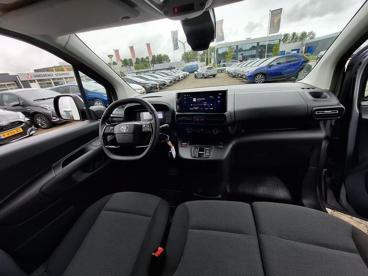 Toyota PROACE CITY Challenger 50 kWh