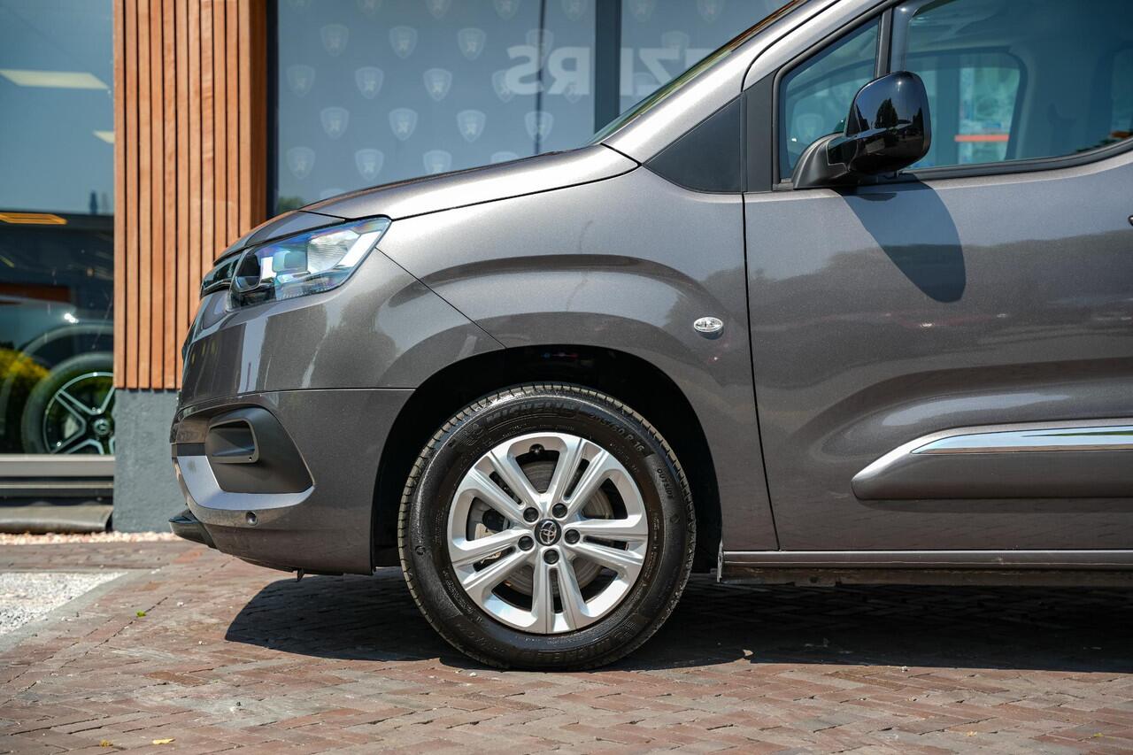 Toyota PROACE CITY Geel Kenteken 5 Persoons Automaat Navi