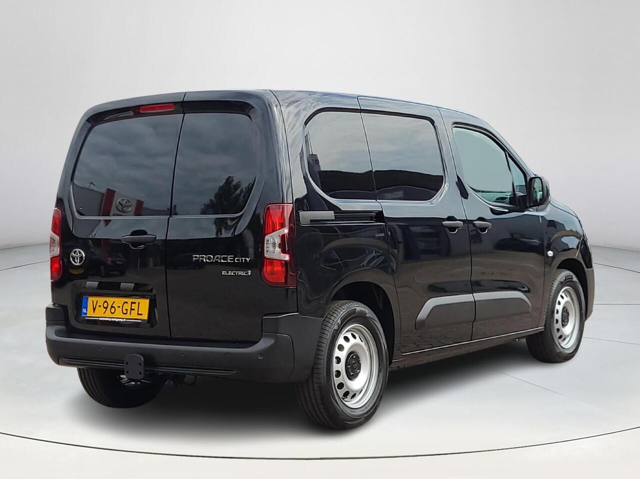 Toyota PROACE CITY Electric Live 50 kWh | DEMO VOORDEEL |