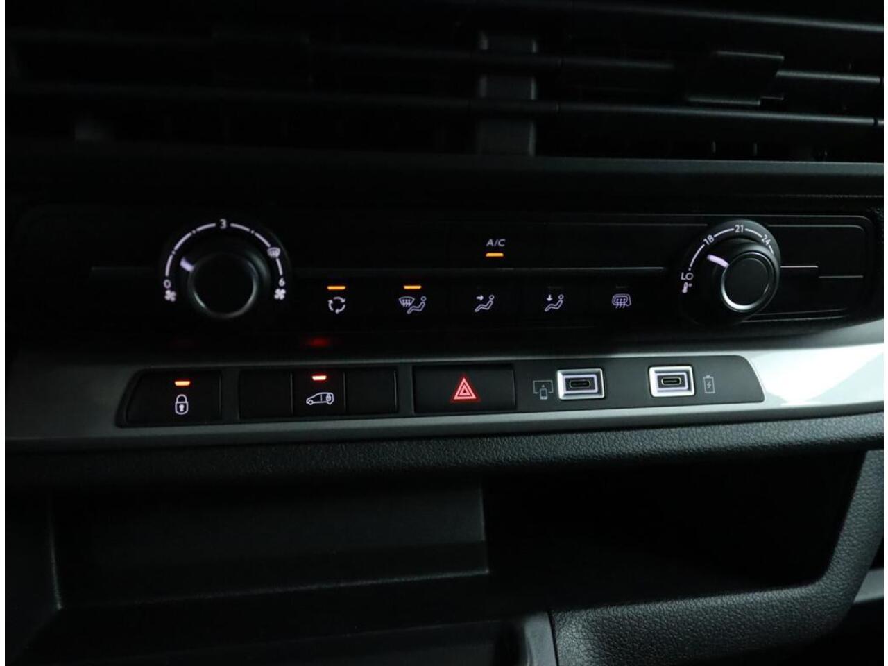 Toyota PROACE Electric Worker Challenger Extra Range L1 75 kWh Toyota PROACE Electric Worker Challenger Extra Range 75 kWh