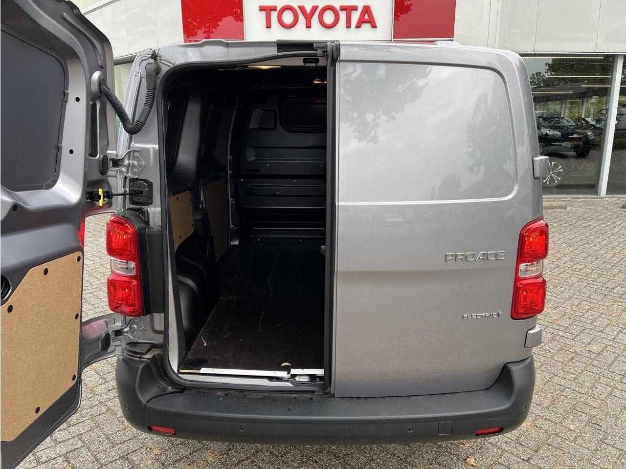 Toyota PROACE Worker Challenger Extra Range L1 75 kWh | Info: 06-11738929