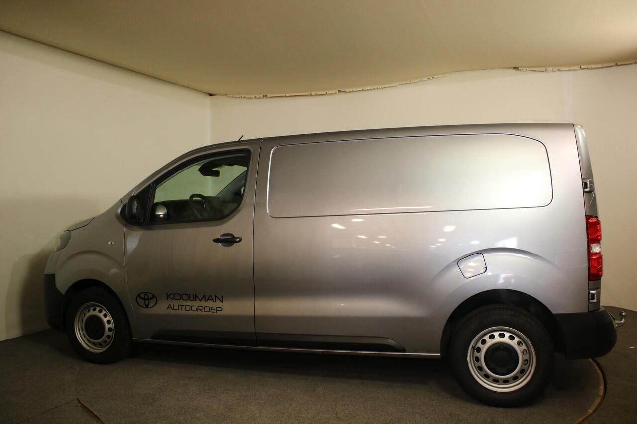 Toyota PROACE Worker 2.0 D-4D L1 Challenger Trekhaak-Lat om Lat-Metallic lak-Parkeersensoren