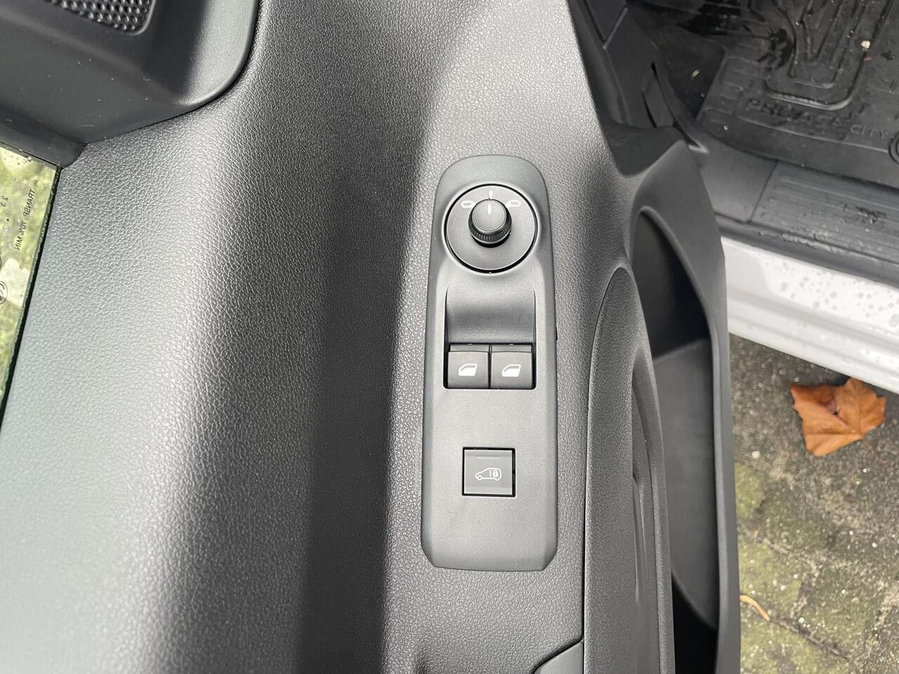 Toyota PROACE CITY 1.2 Turbo Live | Benzine | 1e eigenaar en Org NL | parkeersensoren voor/achter | 19.000 km |