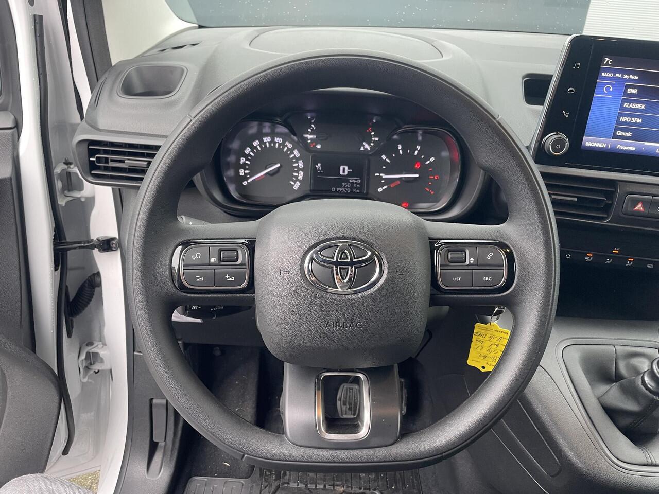 Toyota PROACE CITY 1.2 Turbo Live | Benzine | 1e eigenaar en Org NL | parkeersensoren voor/achter | 19.000 km |