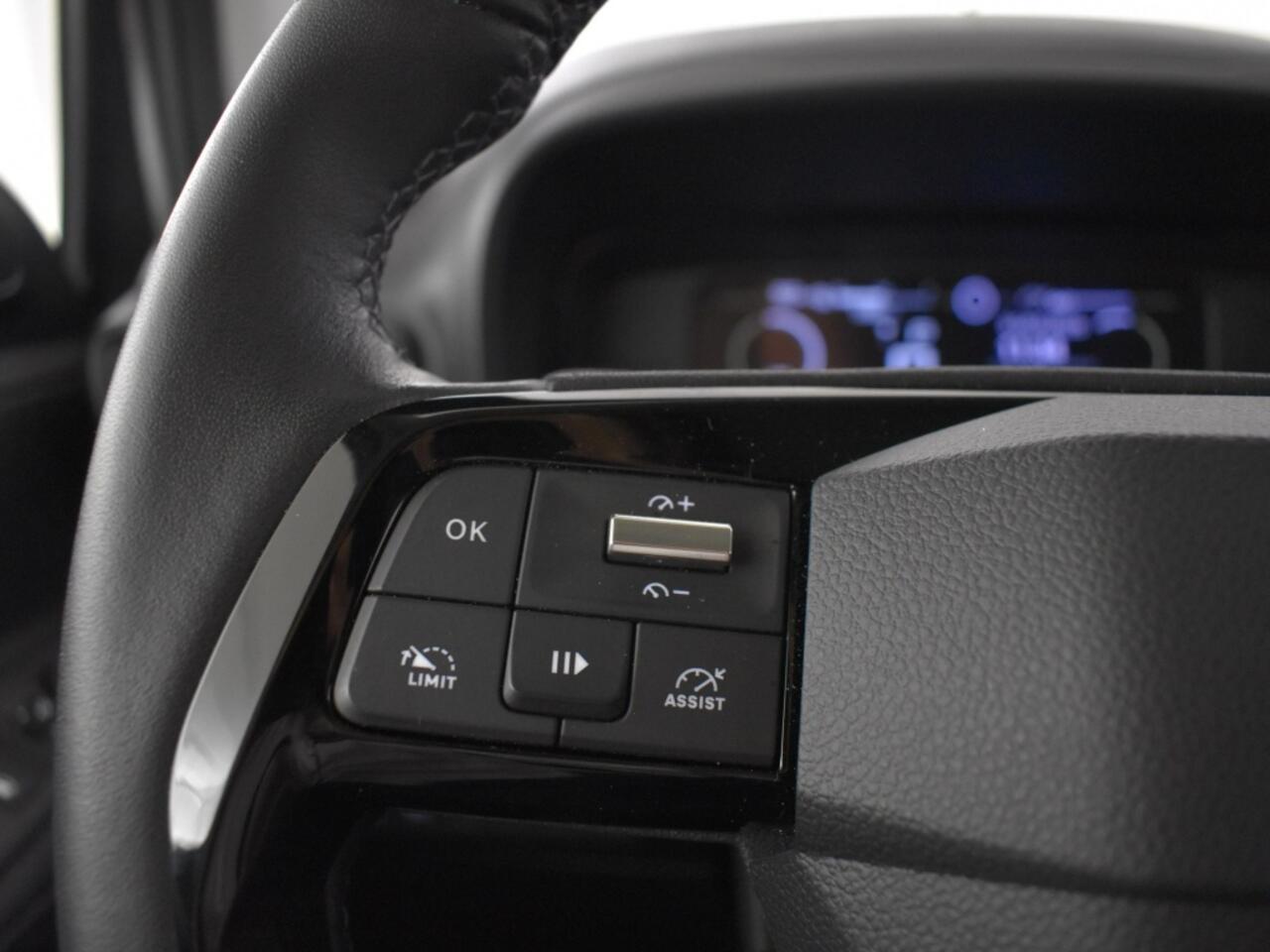 Toyota PROACE CITY Electric 3p. Challenger 50 kWh | Nieuw Model | Stuur + Stoelverwarm. |