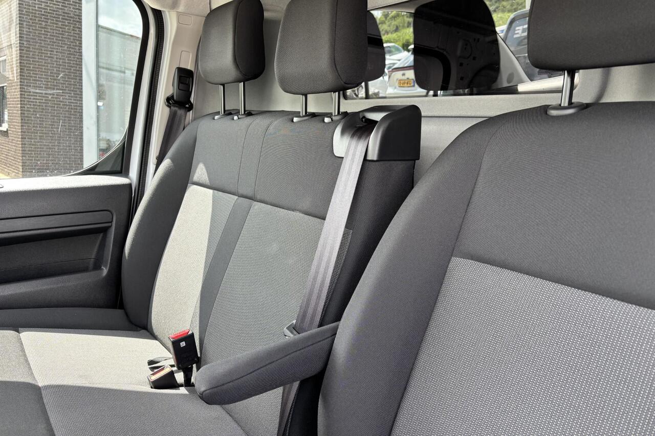 Toyota PROACE Electric Worker Challenger Extra Range Long L2 75 kWh, Apple Carplay / Android Auto, Parkeersensoren achter, DAB Radio