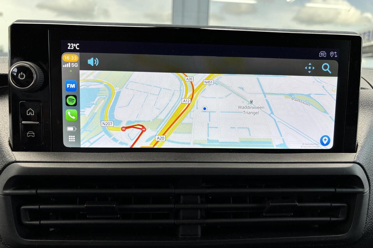 Toyota PROACE Electric Worker Challenger Extra Range Long L2 75 kWh, Apple Carplay / Android Auto, Parkeersensoren achter, DAB Radio