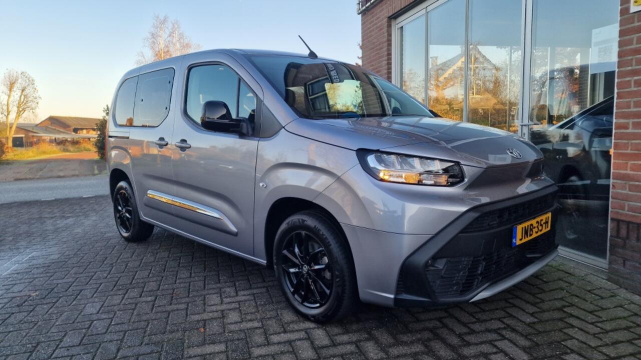 Toyota PROACE CITY Verso 1.2 Turbo Dynamic 5 Pers, PDC, Dealer auto