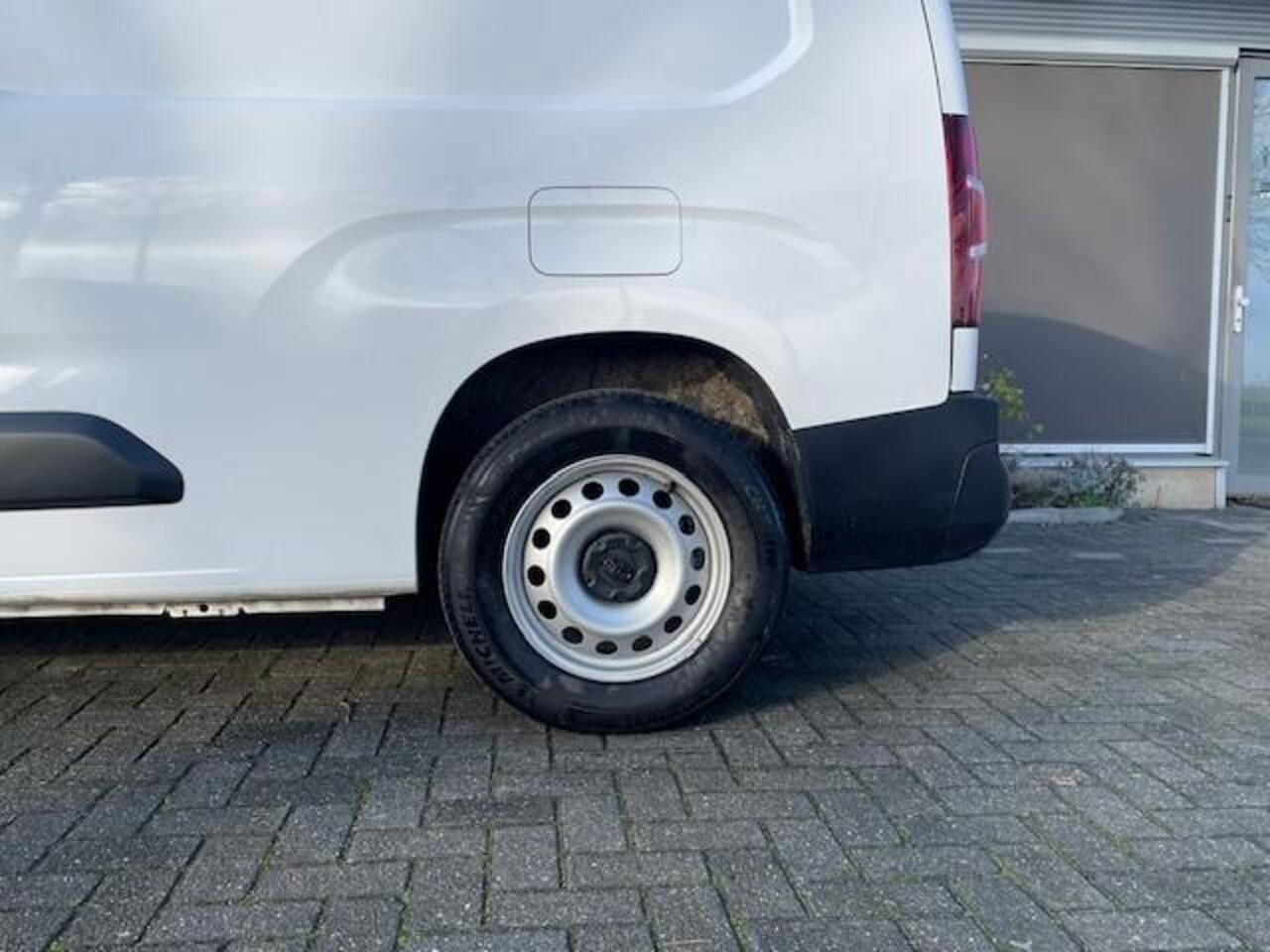 Toyota PROACE CITY Electric Live Long 50 kWh