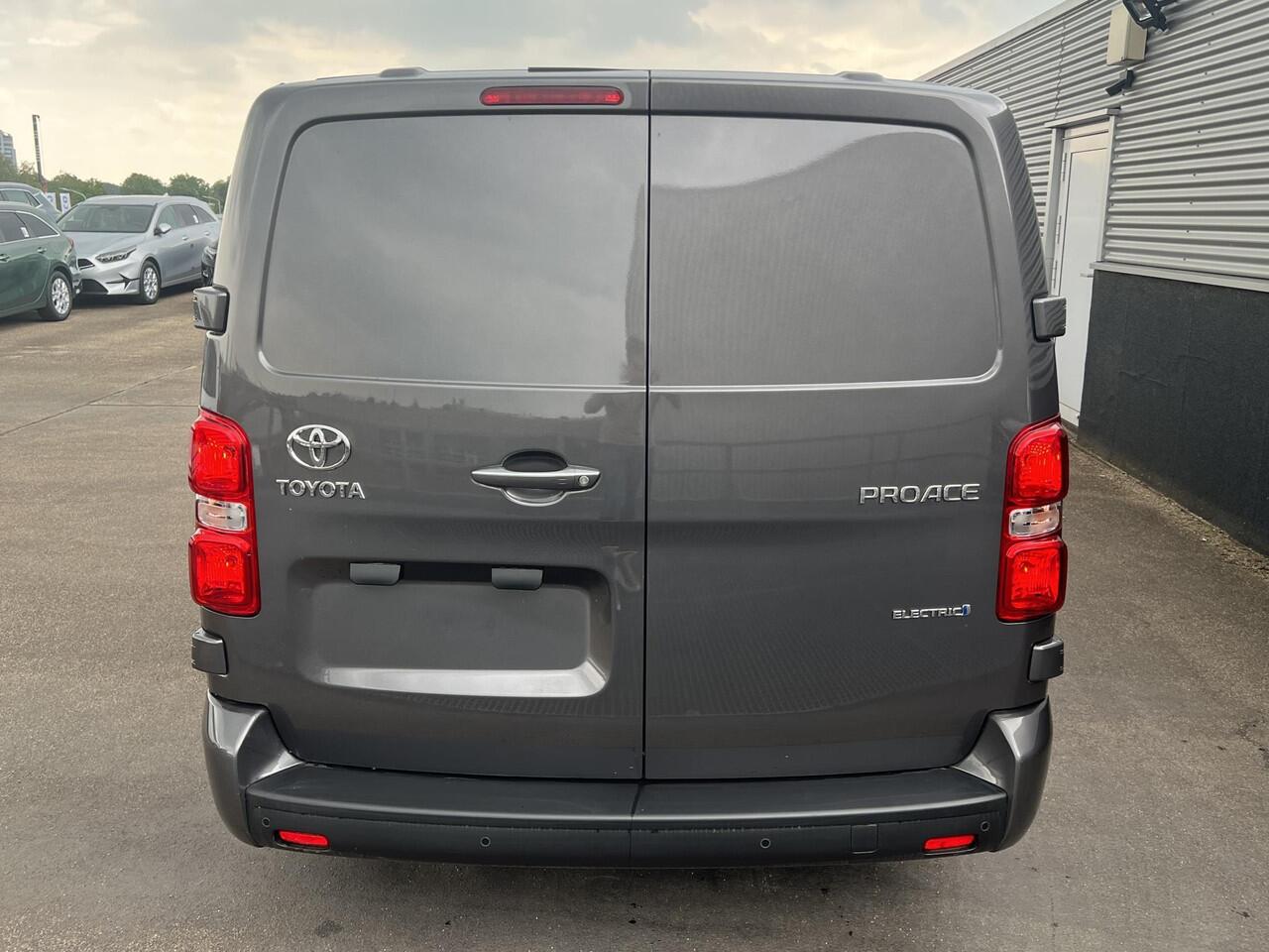 Toyota PROACE Electric Worker Professional Extra Range Long 75 kWh Nieuw Uit voorraad leverbaar