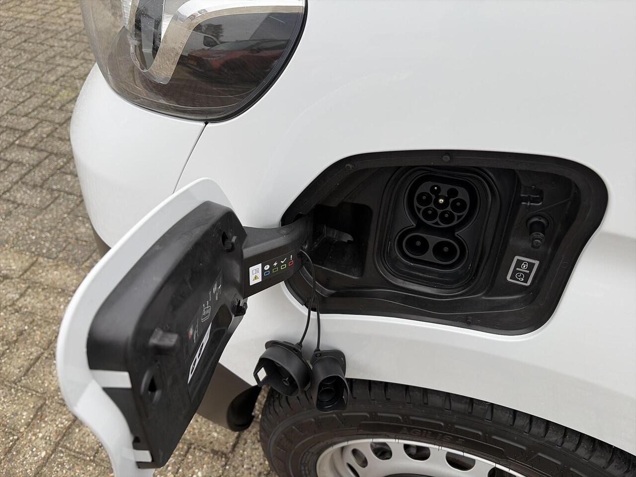 Toyota PROACE Electric Truck Extra Range Navigator 75 kWh