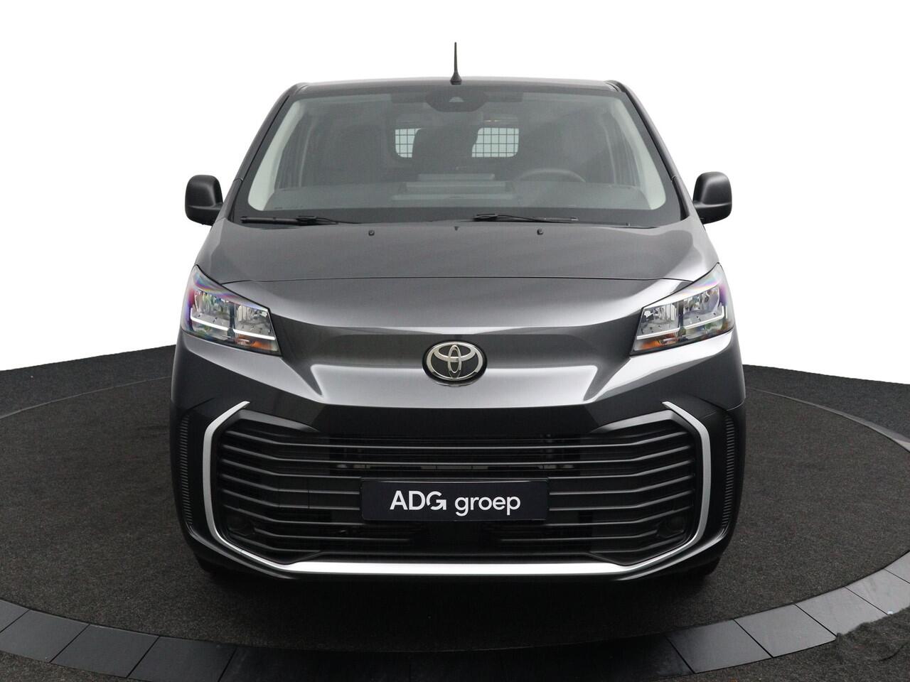 Toyota PROACE Electric Long Worker 75kWh Standaard laadvermogen Electric Navigator met Bank