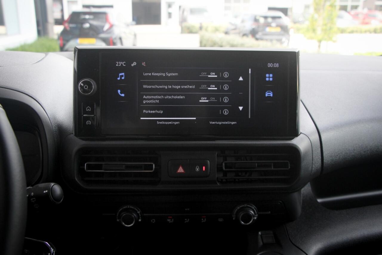 Toyota PROACE CITY Electric Long 50 kWh L2 Challenger