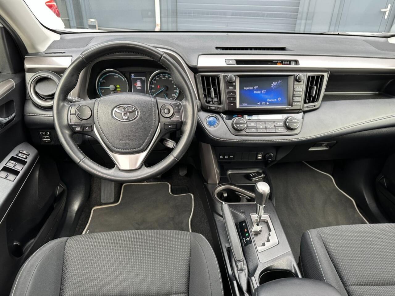 Toyota RAV4 2.5 Hybrid Dynamic Navi Camera Trekhaak