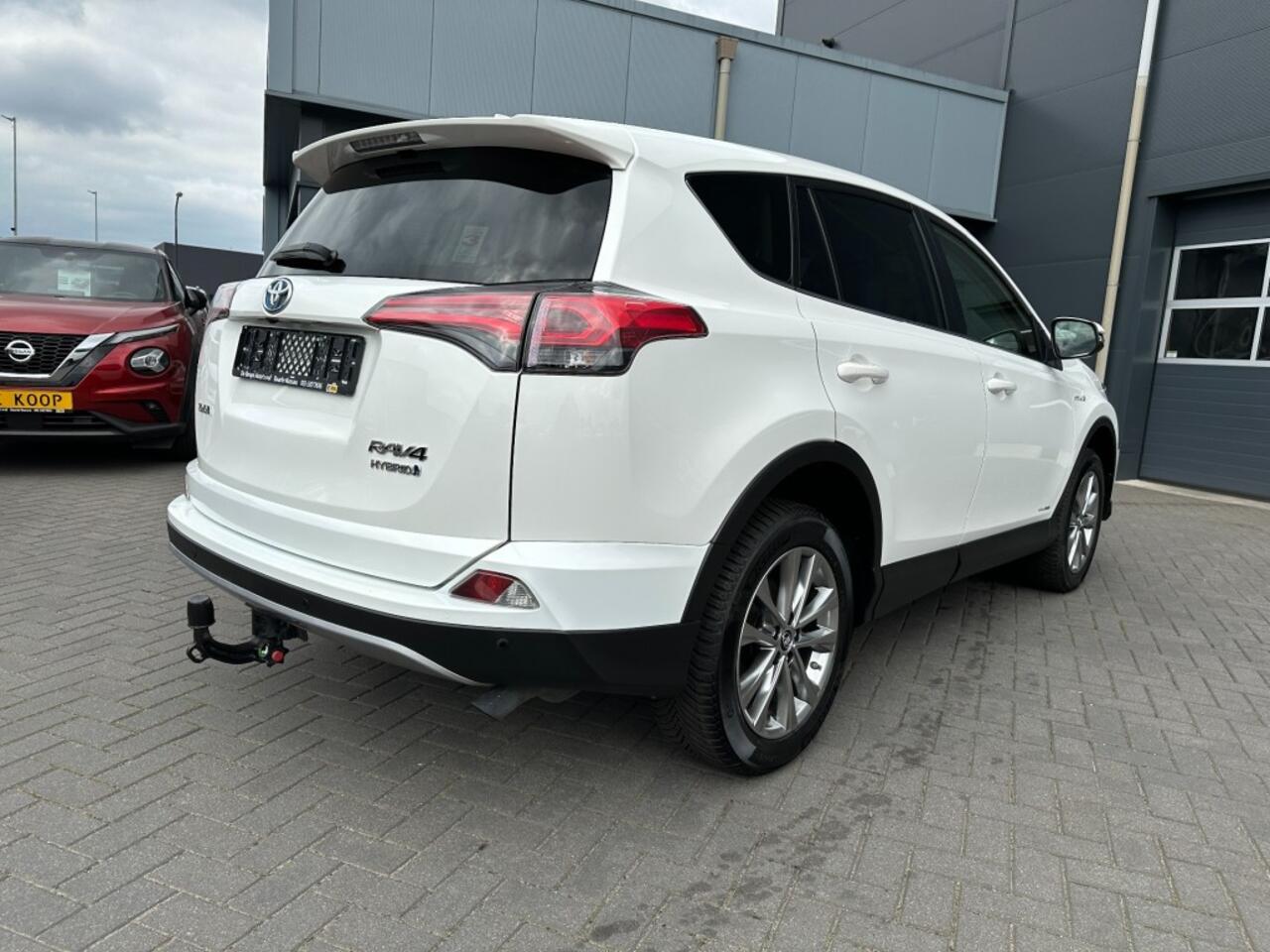 Toyota RAV4 2.5 Hybrid Dynamic Navi Camera Trekhaak