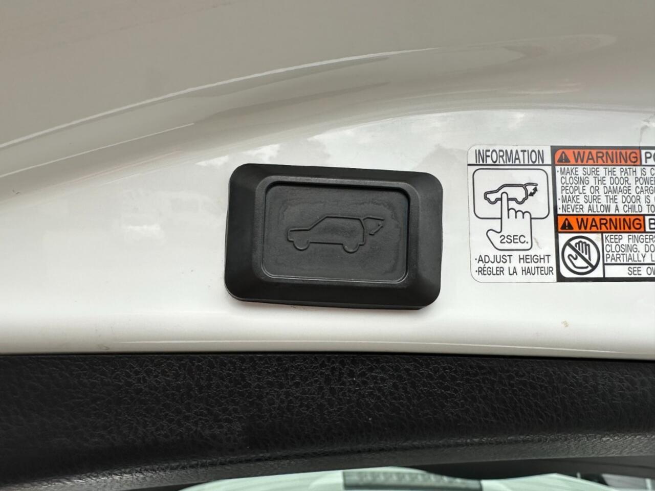 Toyota RAV4 2.5 Hybrid Dynamic Navi Camera Trekhaak