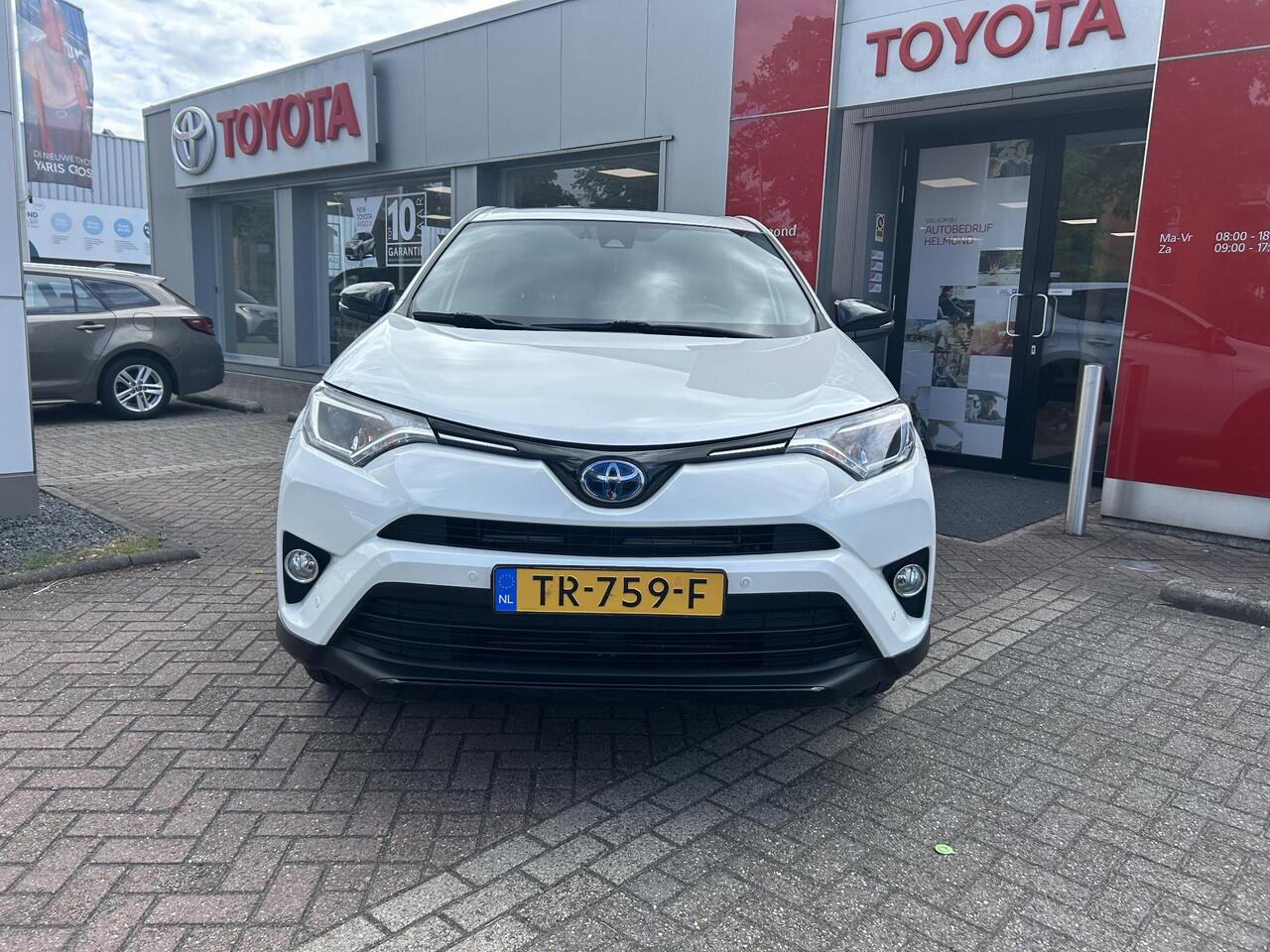 Toyota RAV4 2.5 Hybrid Black Edition