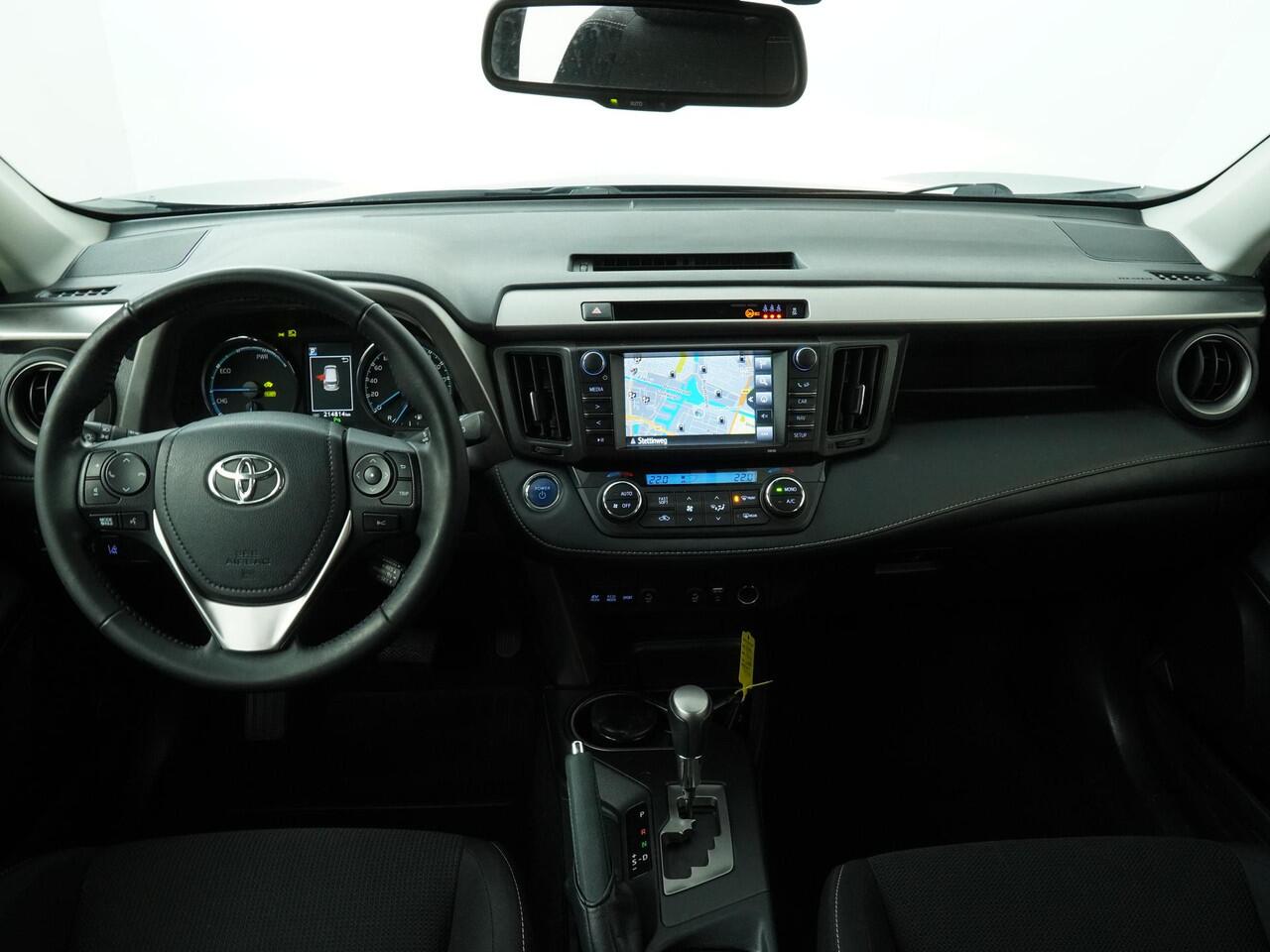 Toyota RAV4 2.5 Hybrid Dynamic - Navigatie - Climate Controle - Trekhaak - Stoelverwarming
