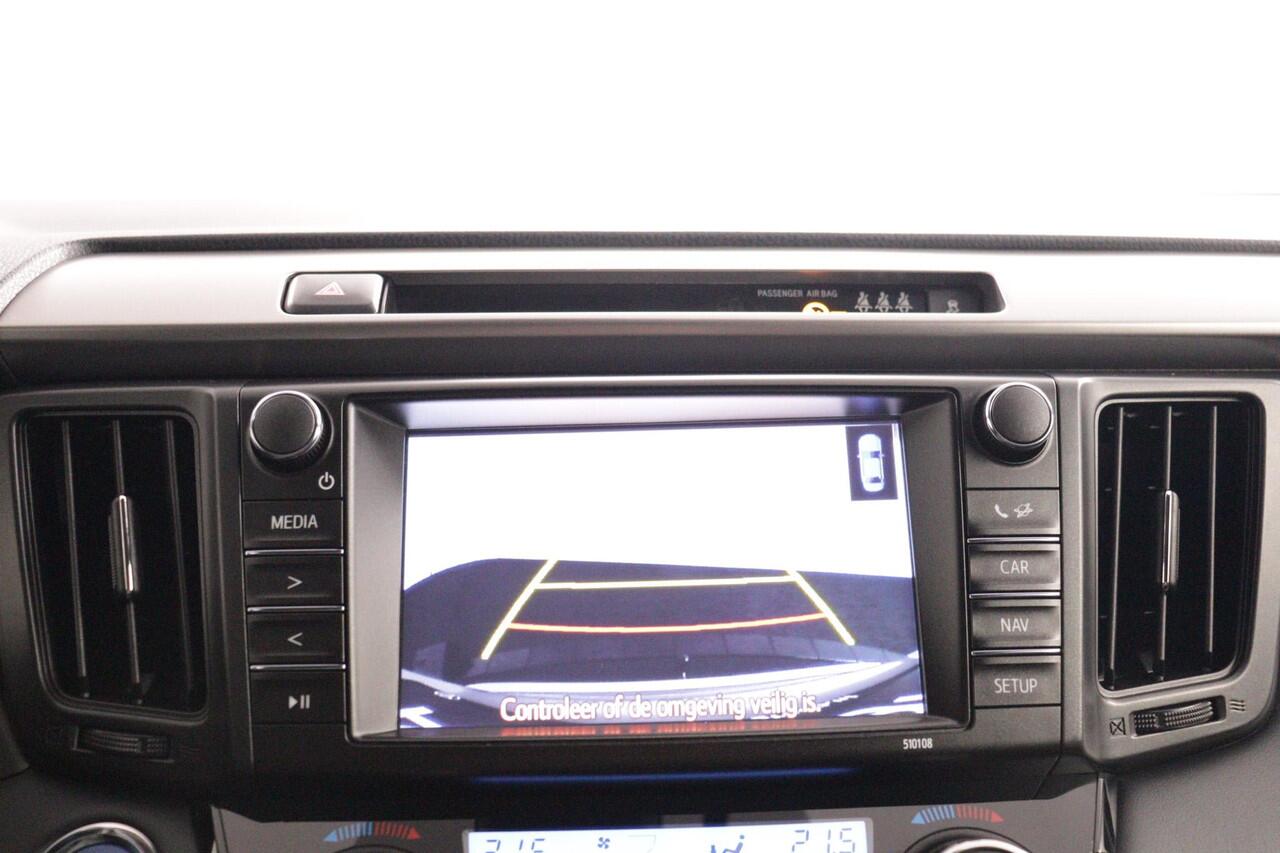 Toyota RAV4 2.5 Hybrid AWD Energy Limited | Trekhaak | Parkeersensoren | Stoel/Stuurverwarming | Navigatie |