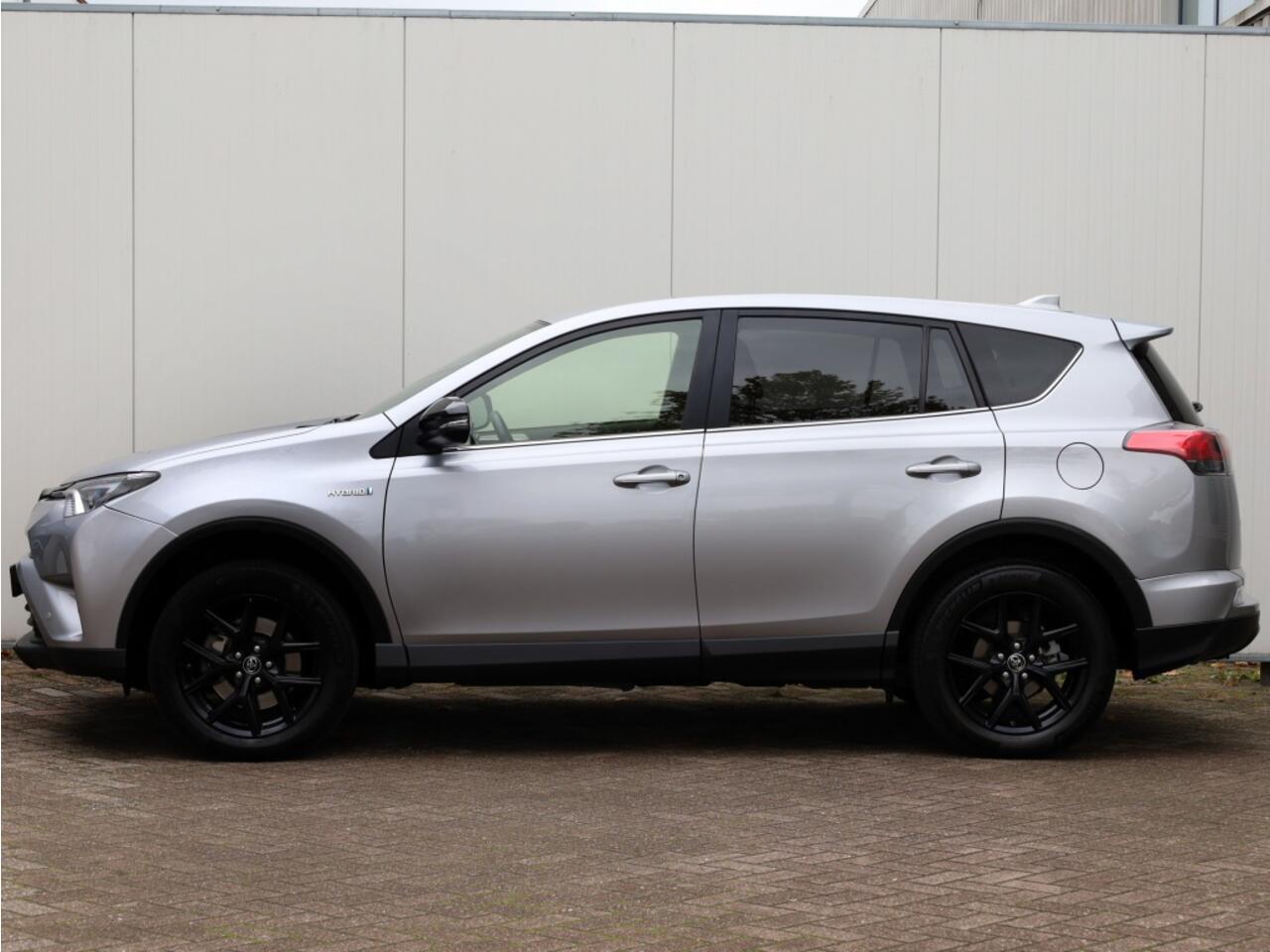 Toyota RAV4 2.5 Hybrid AWD Black Editon | El. Achterklep | LED | Trekhaak
