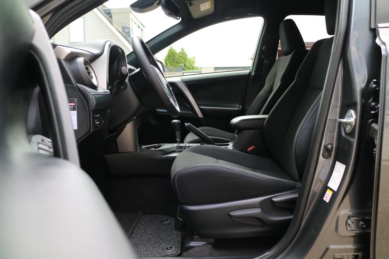 Toyota RAV4 2.5 Hybrid Dynamic | Navi | Camera | LED |