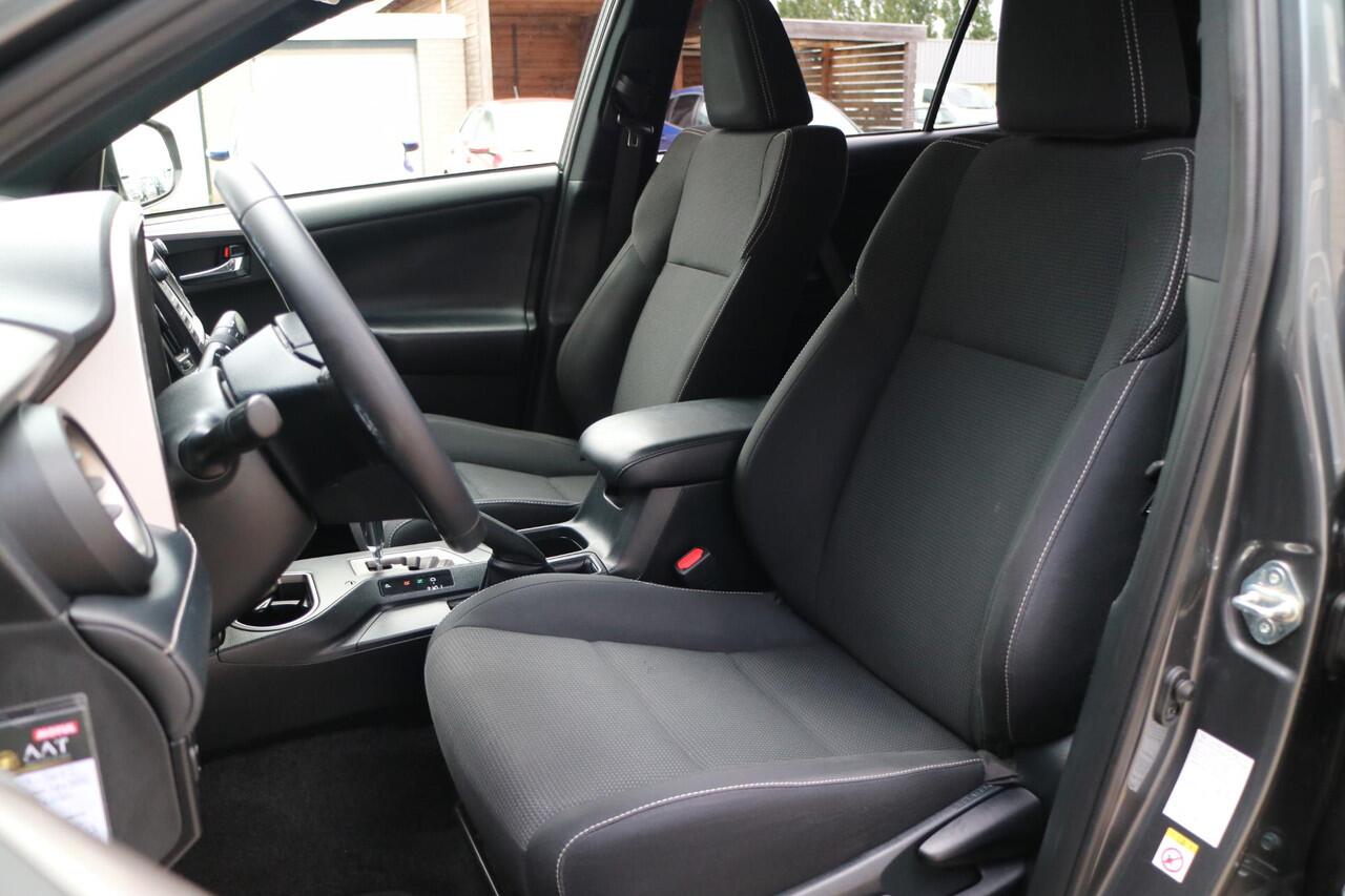 Toyota RAV4 2.5 Hybrid Dynamic | Navi | Camera | LED |