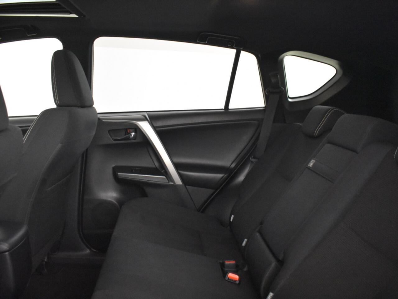 Toyota RAV4 2.5 Hybrid Black Edition | Schuif Dak | Blindspot | PDC