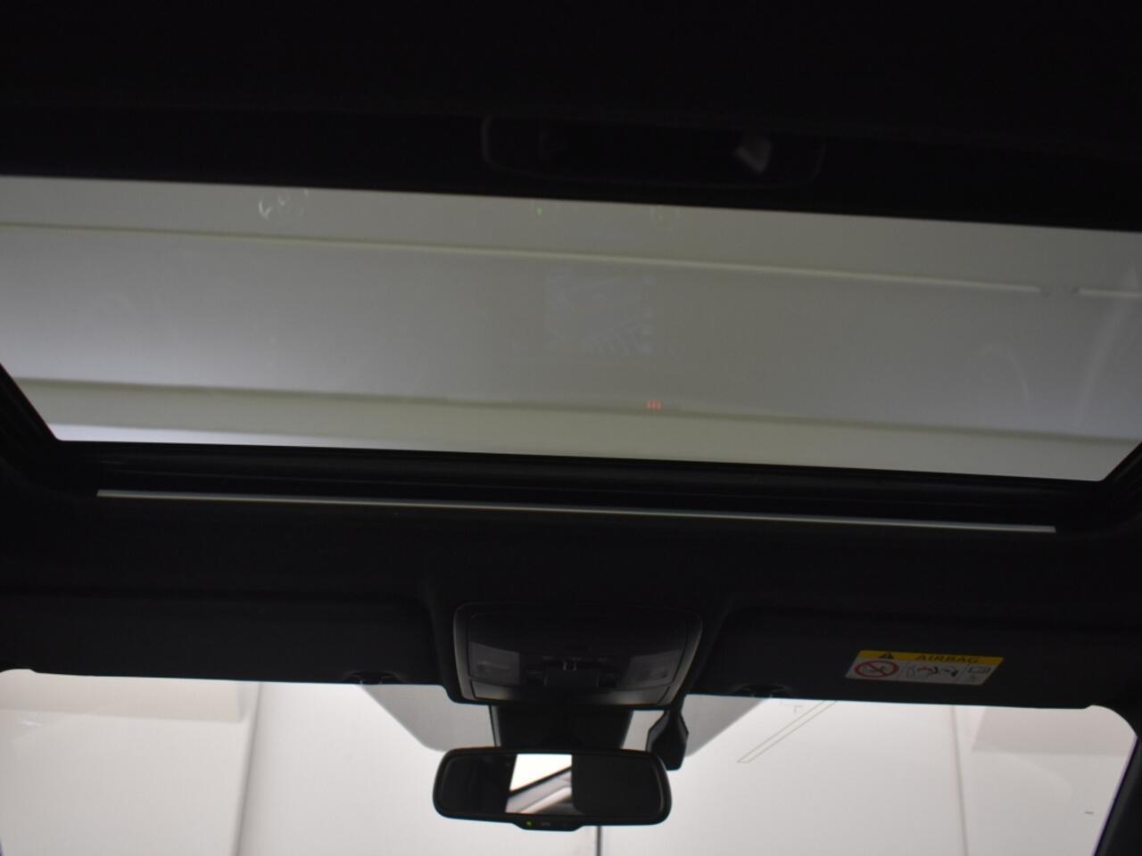 Toyota RAV4 2.5 Hybrid Black Edition | Schuif Dak | Blindspot | PDC