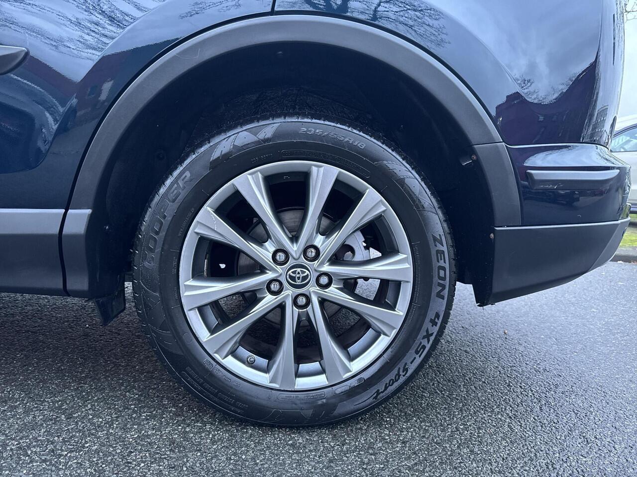 Toyota RAV4 2.5 Hybrid AWD Executive | 06-10141018 Voor meer informatie