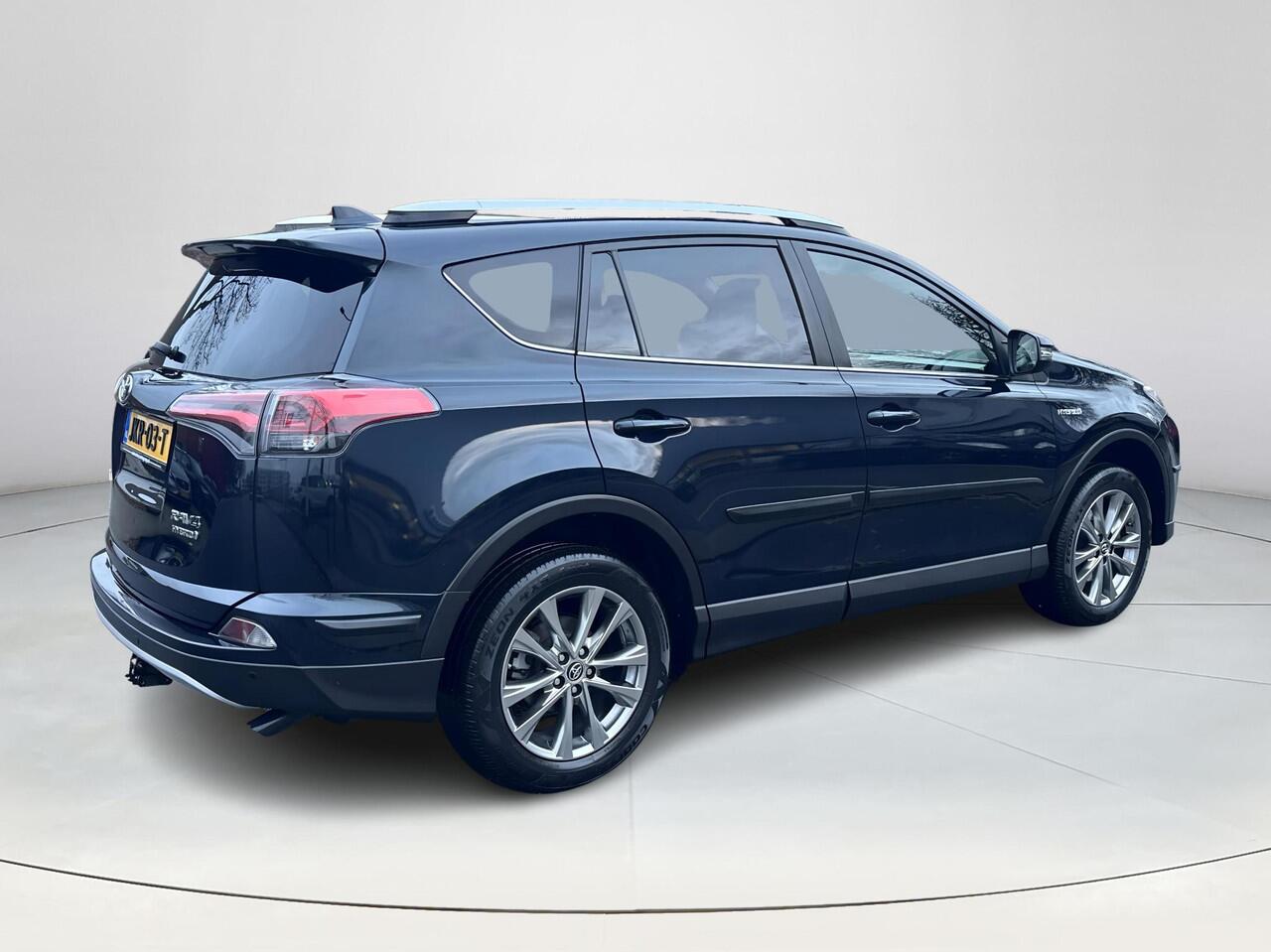 Toyota RAV4 2.5 Hybrid AWD Executive | 06-10141018 Voor meer informatie