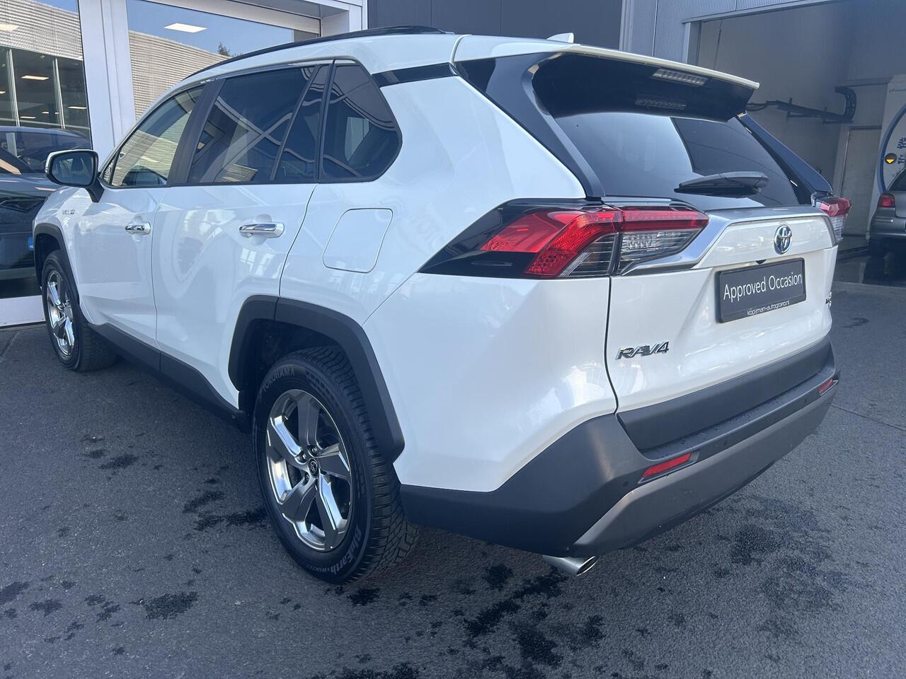 Toyota RAV4 2.5 Hybrid AWD Executive | Keyless entry- & start | Dodehoek detectie | Elek. bedienbare achterklep | Elek. verstelbare zetels met geheugen | Elek. bedienbare buitenspiegels | JBL premium audio | Stoelverwarming |