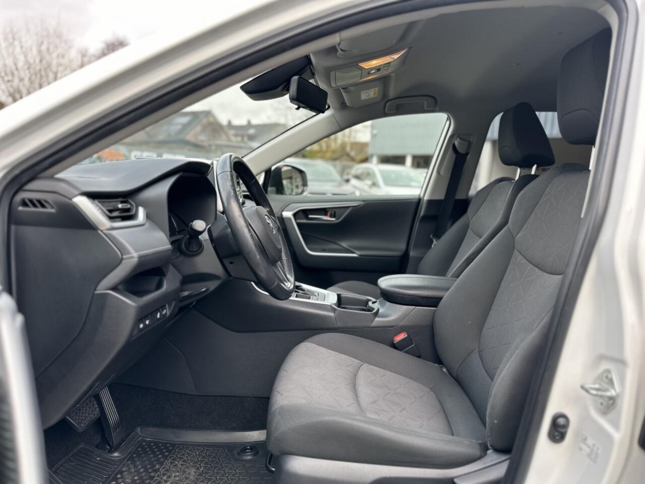 Toyota RAV4 2.5 Hybrid 1e Eigenaar*Dealer O.H.*Navi* Camera*Stuur&Stoelvw*Cr