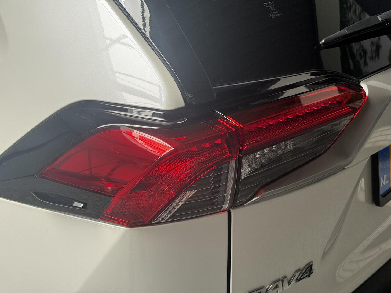 Toyota RAV4 2.5 Hybrid Dynamic automaat