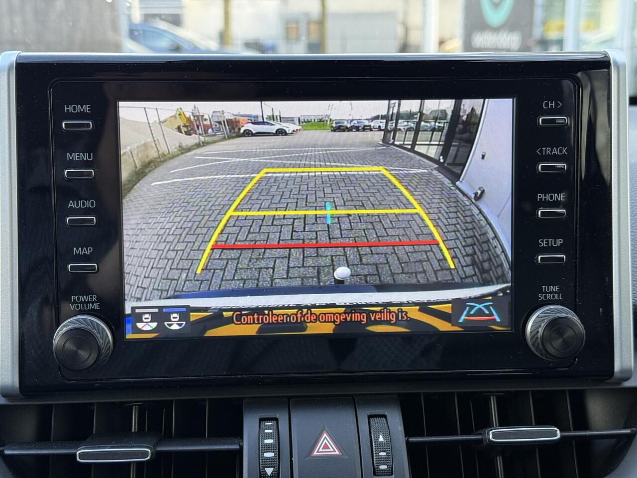 Toyota RAV4 2.5 Hybrid Bi-Tone **TREKHAAK/ NAVIGATIE/ APPLE CARPLAY/ KEYLESS/ STOELVERWARMING**