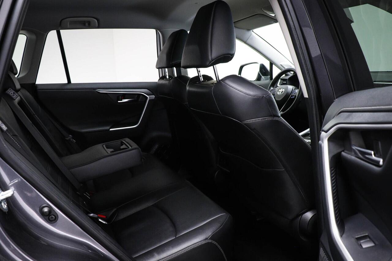 Toyota RAV4 2.0 VVT-iE Executive | STOELVERWARMING | DAB | APPLE | 360 CAMERA | TREKHAAK