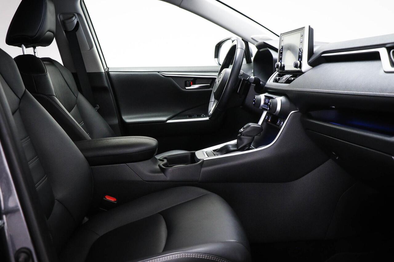 Toyota RAV4 2.0 VVT-iE Executive | STOELVERWARMING | DAB | APPLE | 360 CAMERA | TREKHAAK