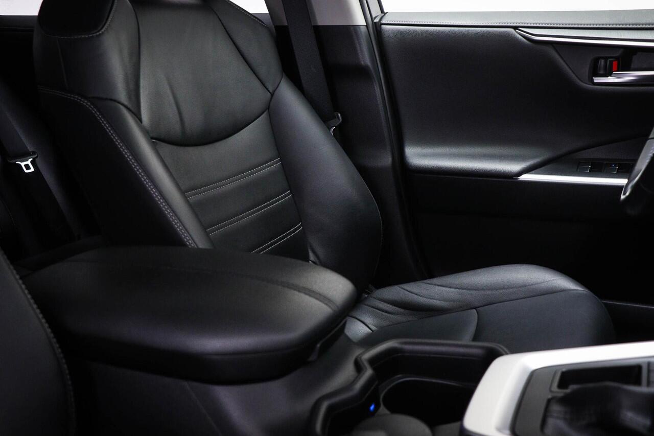 Toyota RAV4 2.0 VVT-iE Executive | STOELVERWARMING | DAB | APPLE | 360 CAMERA | TREKHAAK