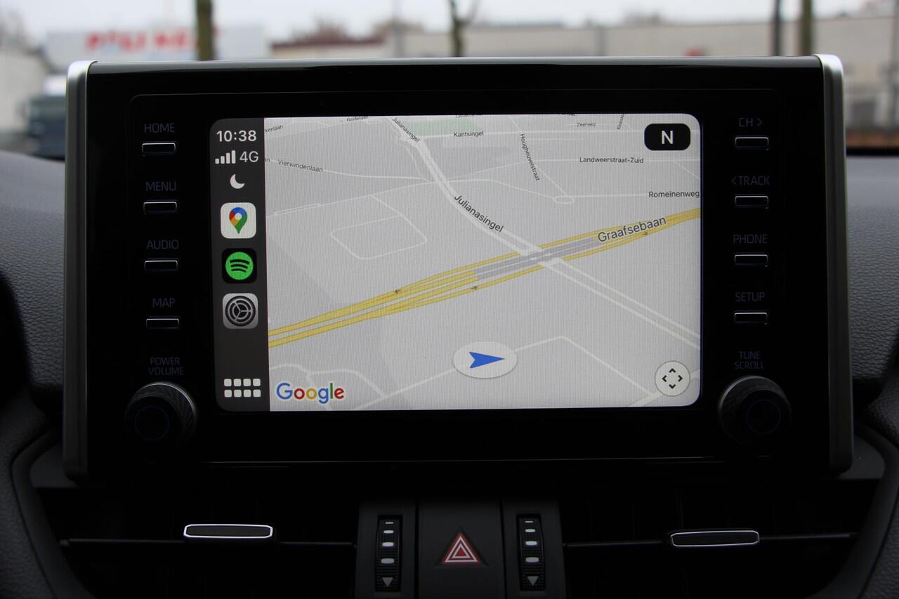 Toyota RAV4 2.5 Hybrid Bi-Tone **TREKHAAK/ NAVIGATIE/ APPLE CARPLAY/ KEYLESS/ STOELVERWARMING**