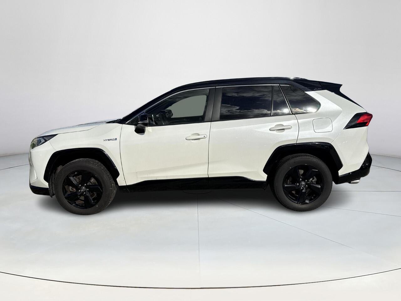 Toyota RAV4 2.5 Hybrid Bi-Tone **TREKHAAK/ NAVIGATIE/ APPLE CARPLAY/ KEYLESS/ STOELVERWARMING**