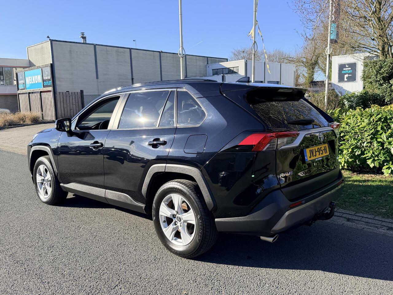 Toyota RAV4 2.5 Hybrid 222PK AWD LederoACCoNavi
