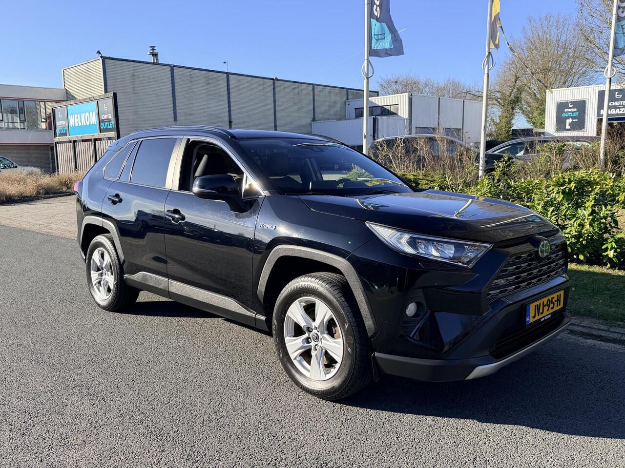 Toyota RAV4 2.5 Hybrid 222PK AWD LederoACCoNavi